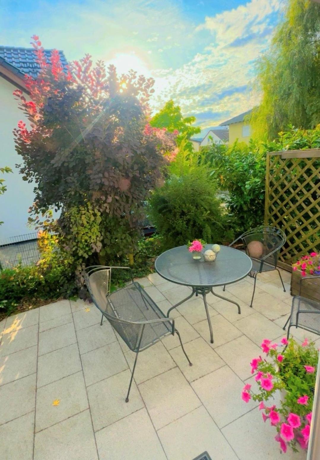 Apartamento Idyllische Ferienoase Mit Traumhafter Terrasse Marburg Exterior foto